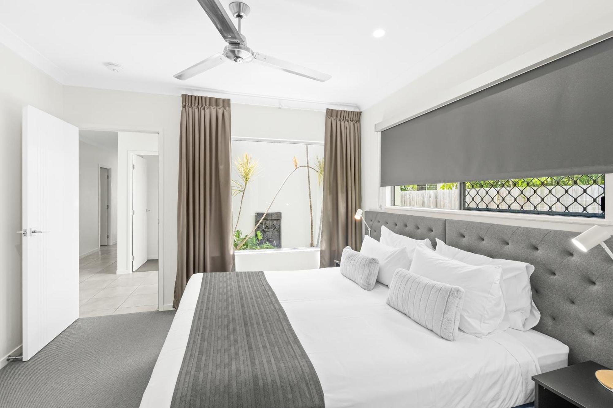 Blue Lagoon Villa B Cairns Buitenkant foto