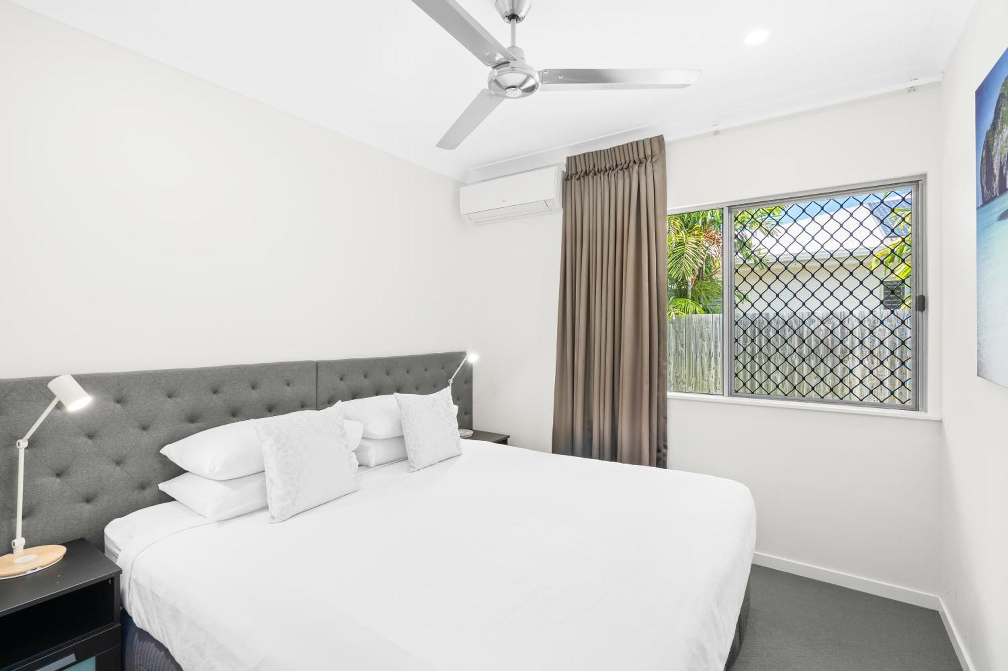 Blue Lagoon Villa B Cairns Buitenkant foto